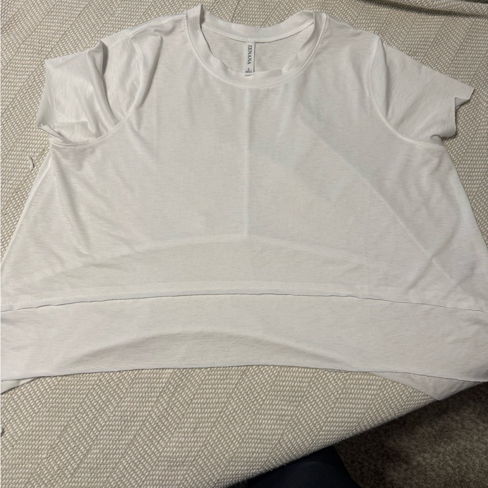 Zenana Outfitters White Boxy Short Sleeve Tee